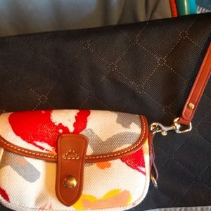 NWOT Dooney & Bourke Wristlet